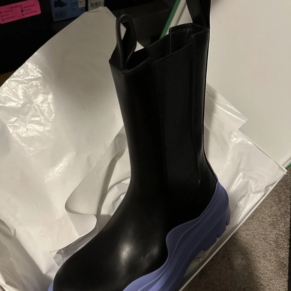 Bottega tire boots - Picture 2 of 2